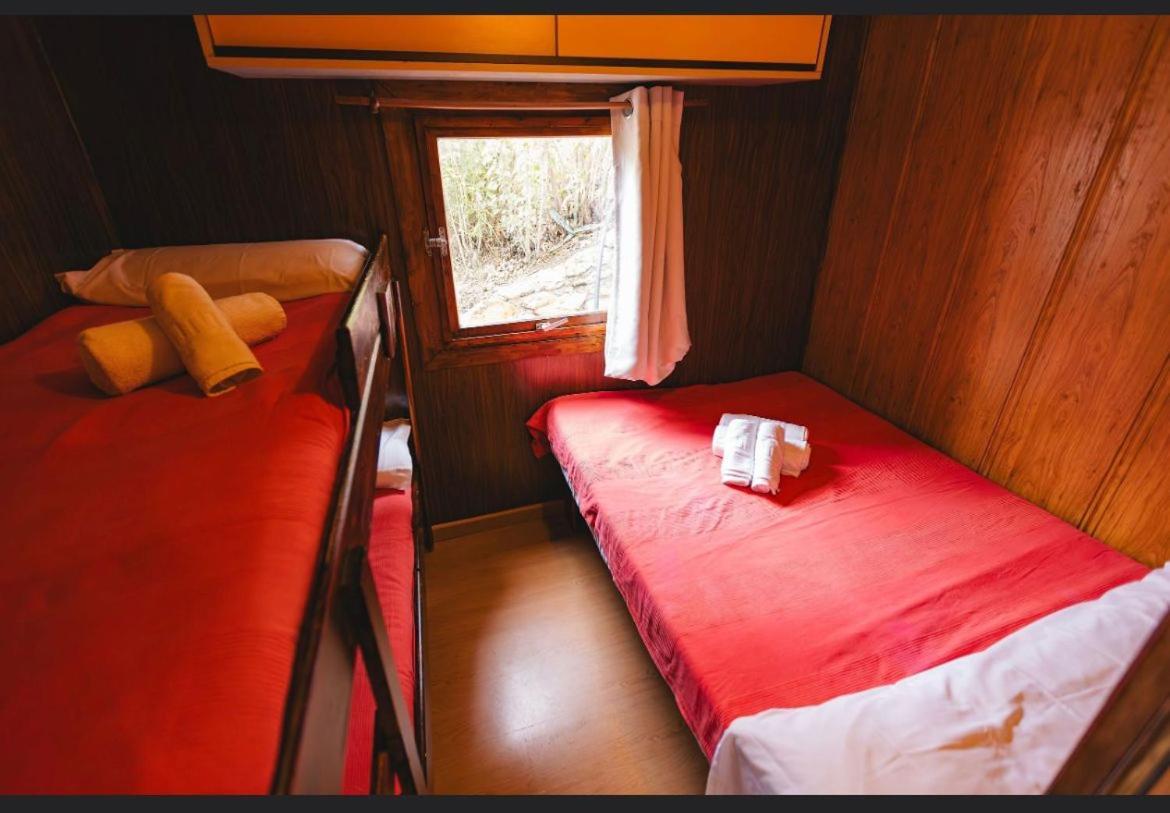 Camping & Bungalows Suspiro Del Moro Otura Exteriör bild