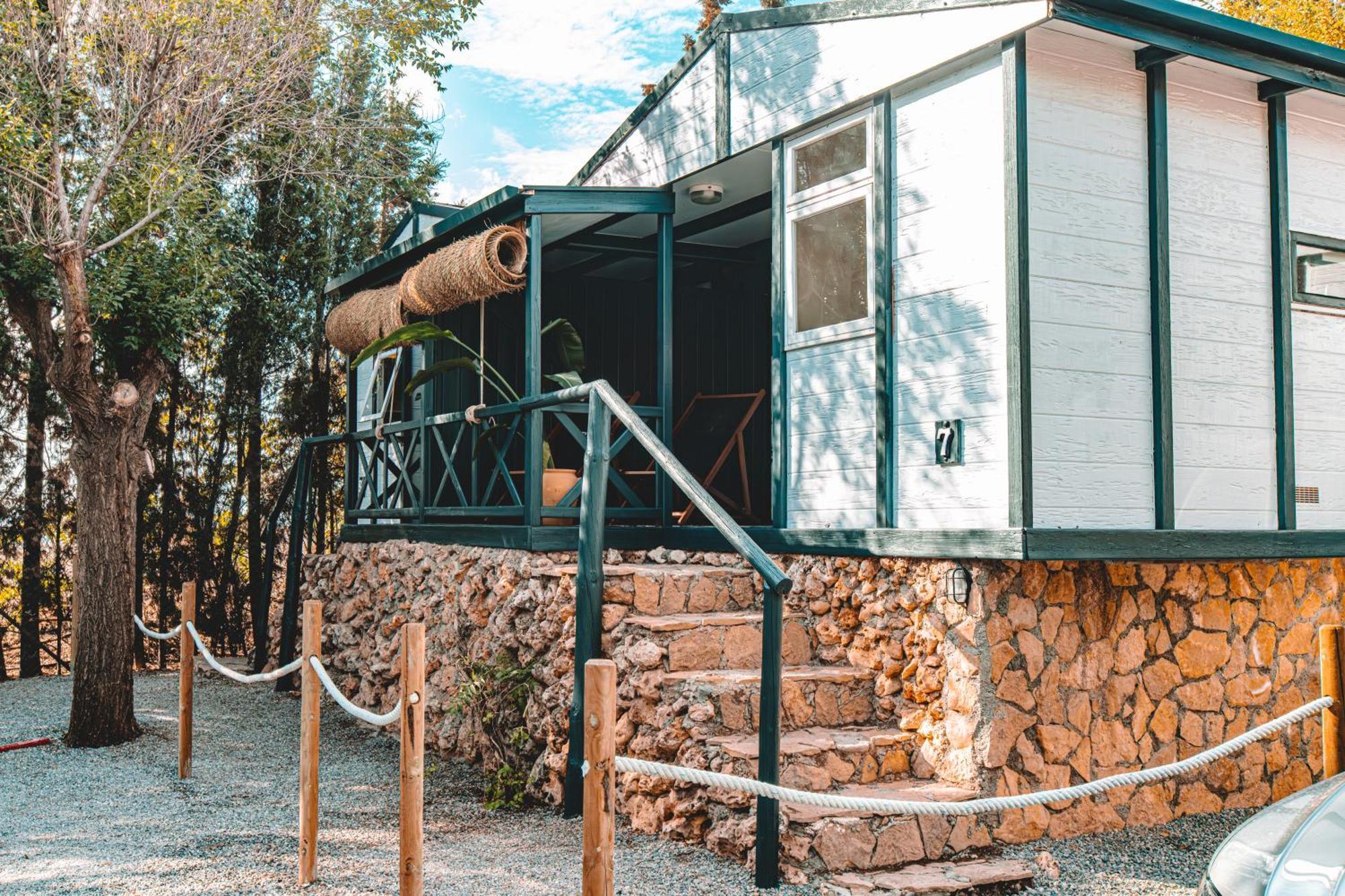 Camping & Bungalows Suspiro Del Moro Otura Exteriör bild