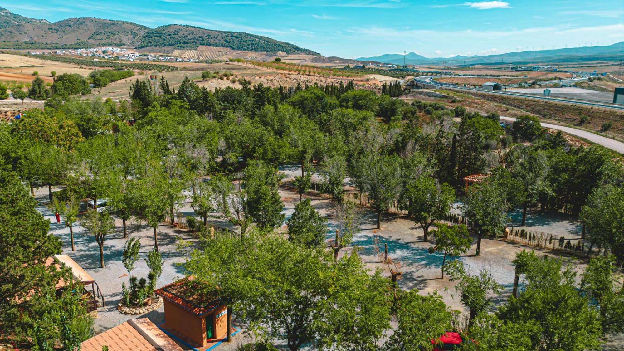 Camping & Bungalows Suspiro Del Moro Otura Exteriör bild